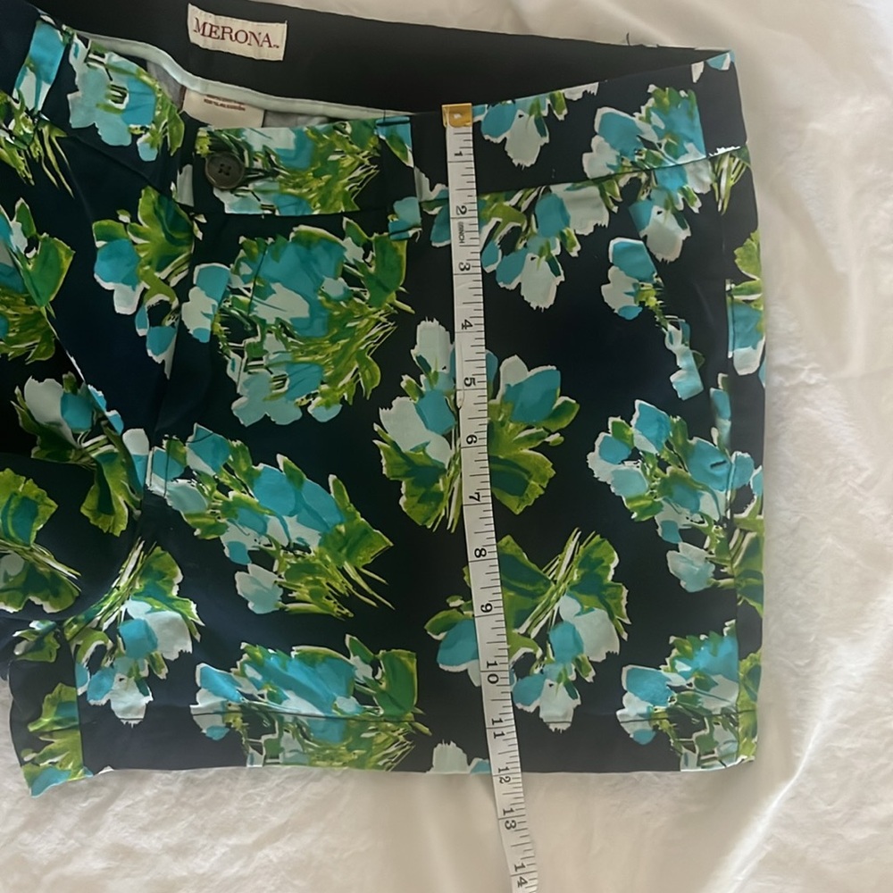 Merona Floral Women's 3” Shorts, Size 14 - Picture 6 of 9